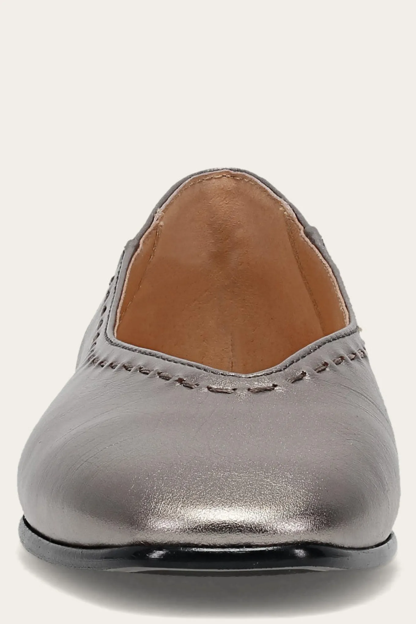 Claire Flat
