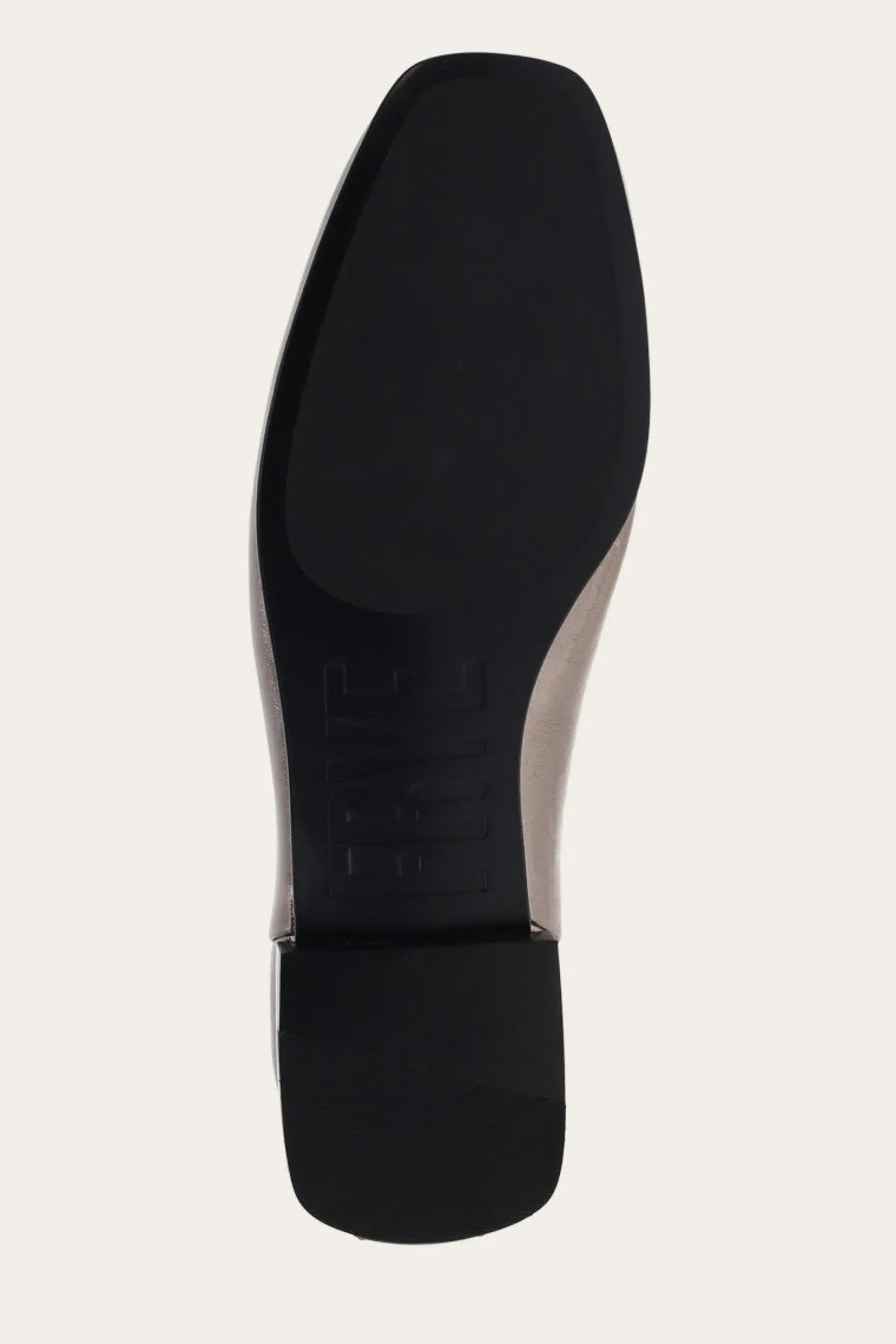 Claire Flat