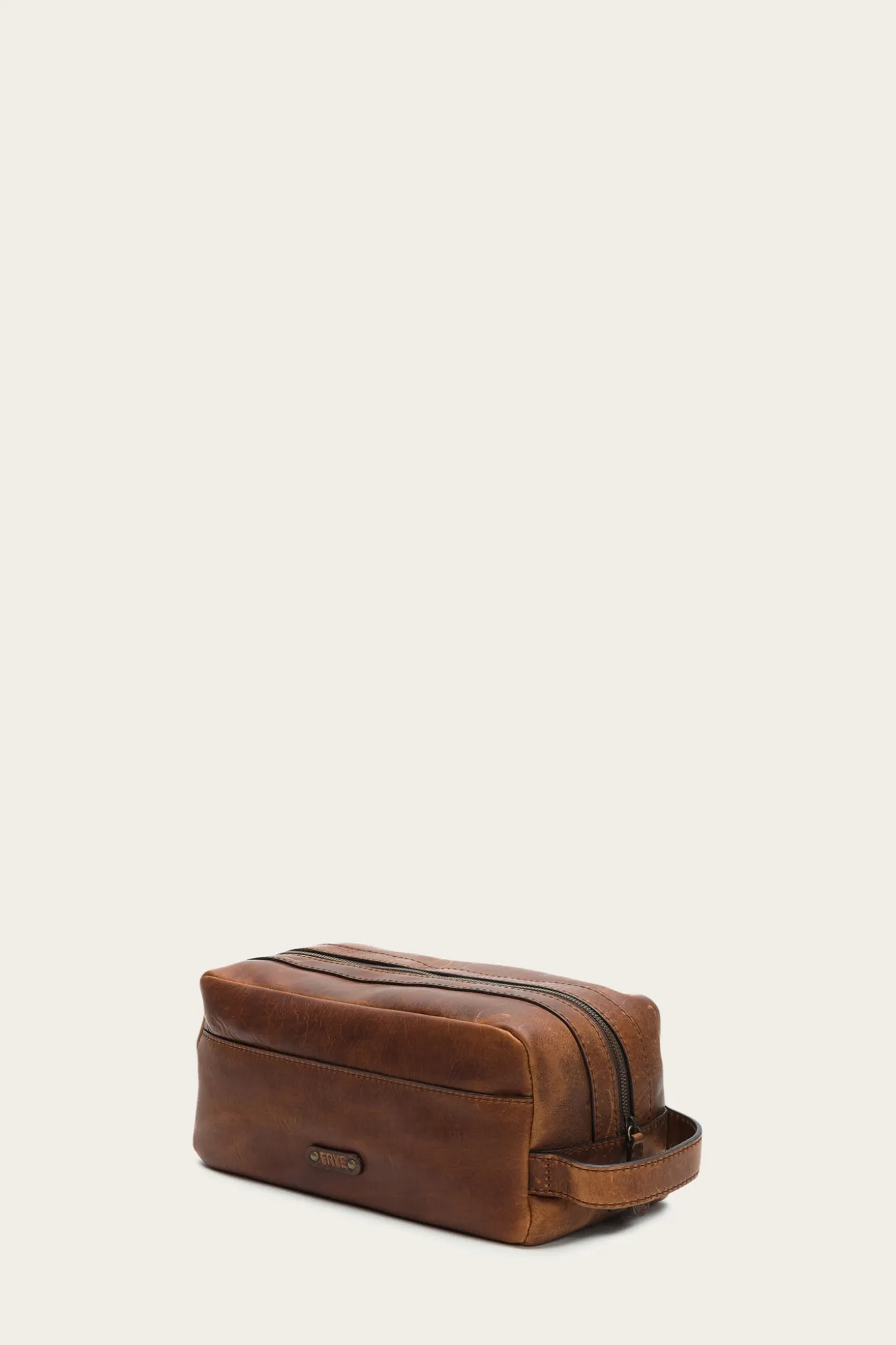 Logan Travel Dopp