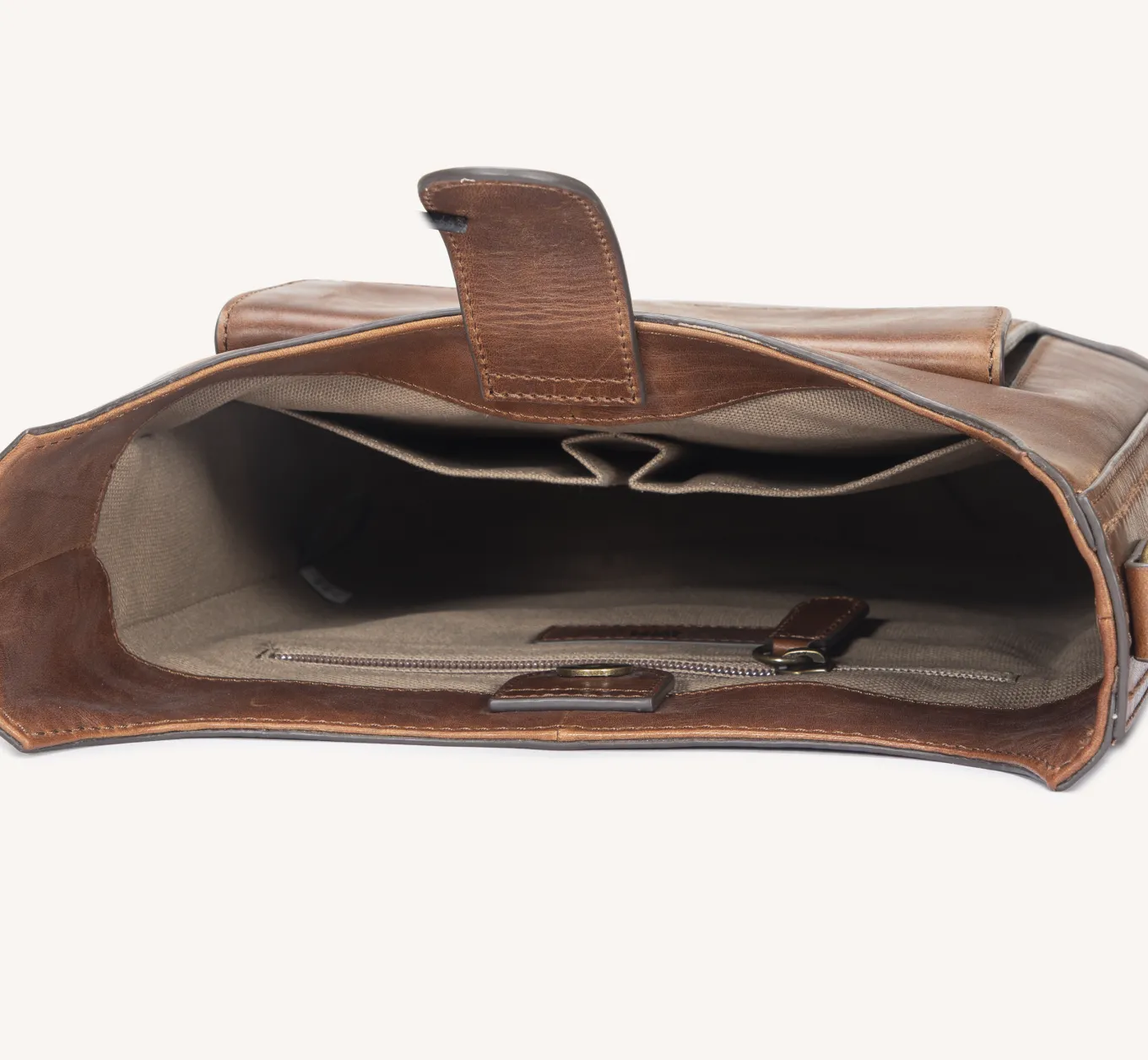 Melissa Magazine Crossbody