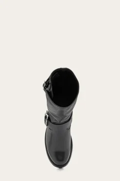 Veronica Short